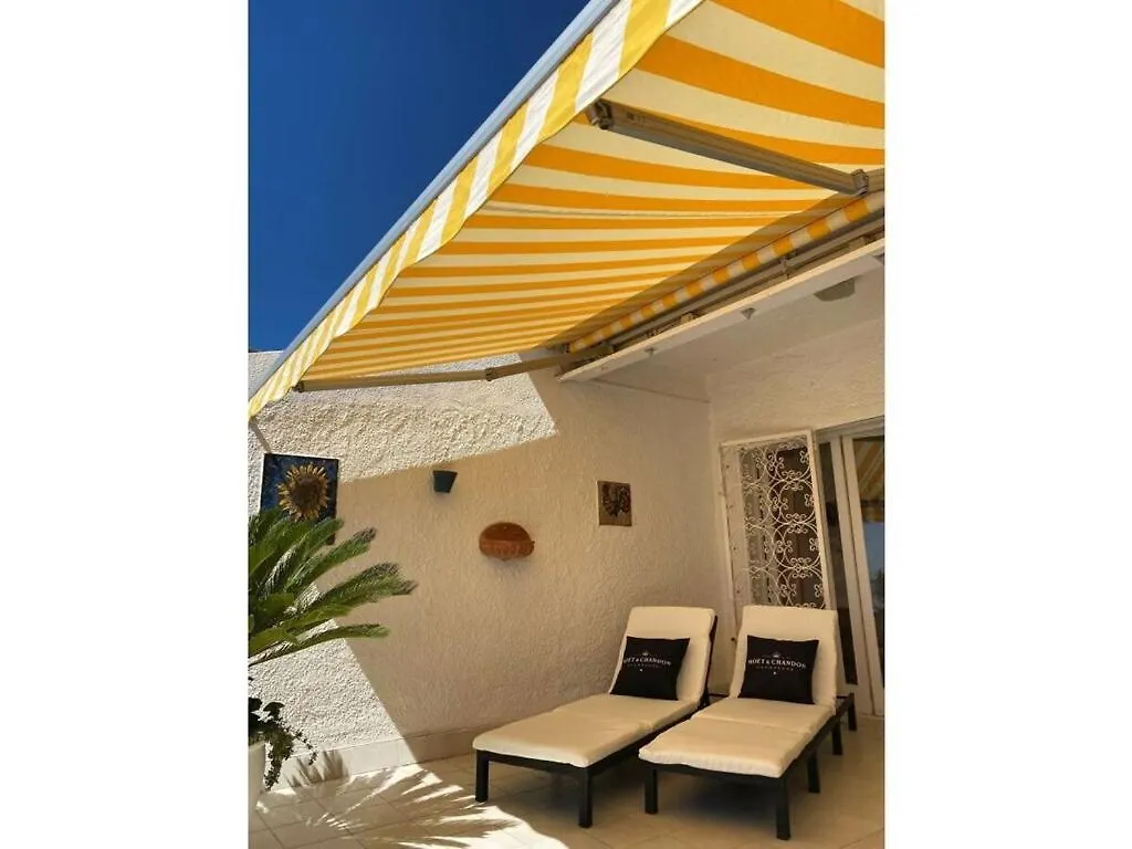 Casacarl Comfortable Holiday Residence Roses Holiday home